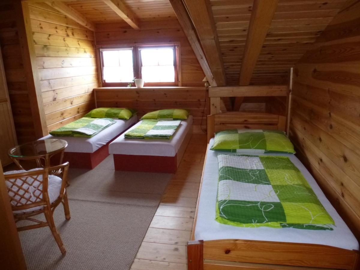 Restaurace Vraz Otel Trhové Sviny Dış mekan fotoğraf
